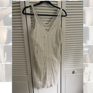 Abercrombie & Fitch - White Lace Overlay Dress